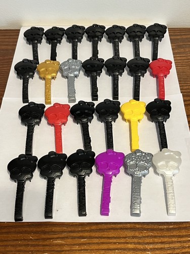 Monster High Doll Standard Black & Color Brushes Combs Lot Of 26 Mattel