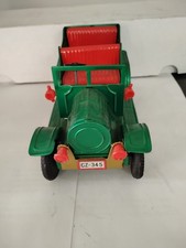 VINTAGE JAPAN Tin Lithograph Friction Toy Car,Green ,Great Condition See Pics