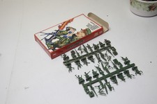 Soldatini Atlantic 1/72 serie Export 122 Mitraglieri e mortaisti due sprue 