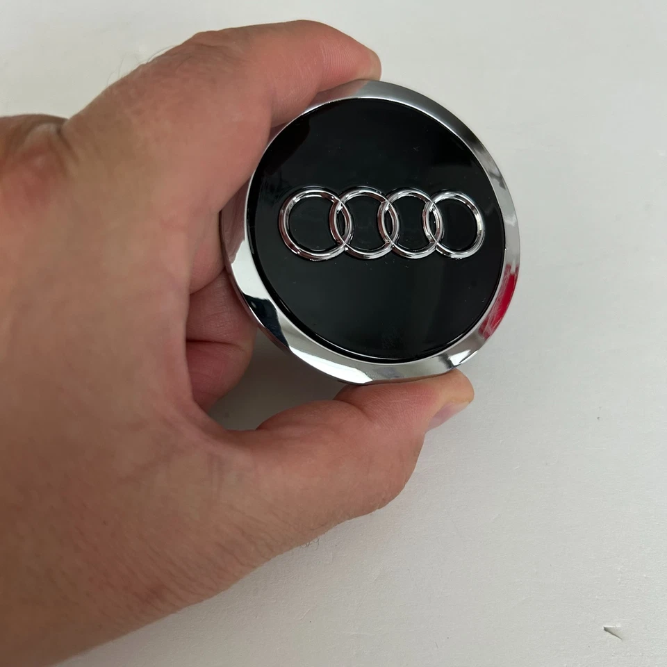 Комплект из 4 черных хромированных центральных колпаков ступицы колеса 69 мм для Audi A3 Q3 Q5 TT - Изображение 4 из 4