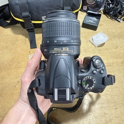 Nikon D5000 Digital SLR Camera w/ DX AF-S Nikkor 18-55mm Lens