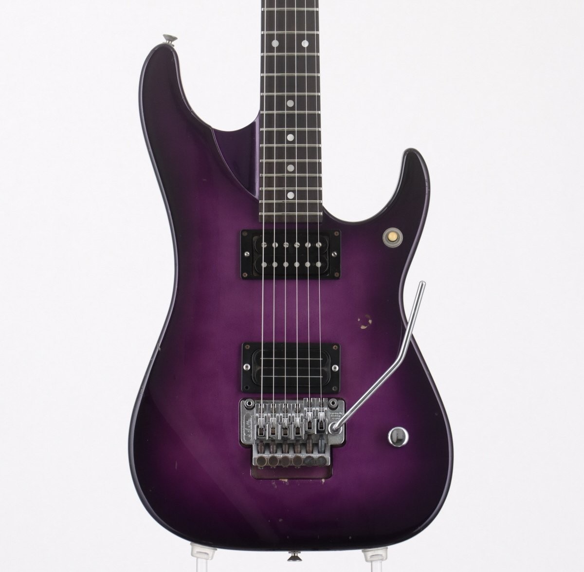 Washburn N4 Nuno Bettencourt Signature Metallic Purple Burst Washburn N4 Nuno Bettencourt Signature Metallic Purple Burst