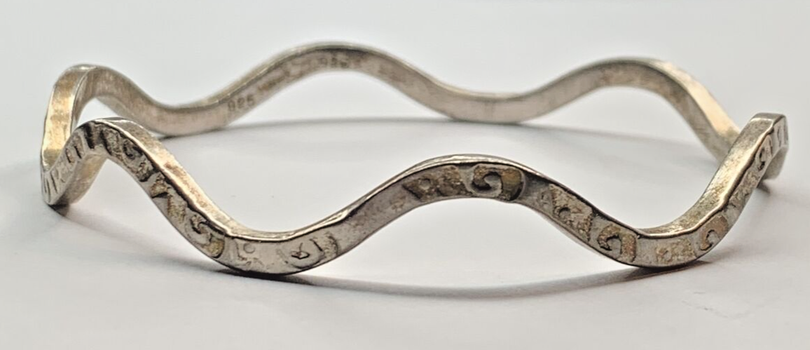 アクセサリー Navajo Wave Sterling Bangle Vintage Sterling 925 Navajo Native Wavy Wave Etched Bangle