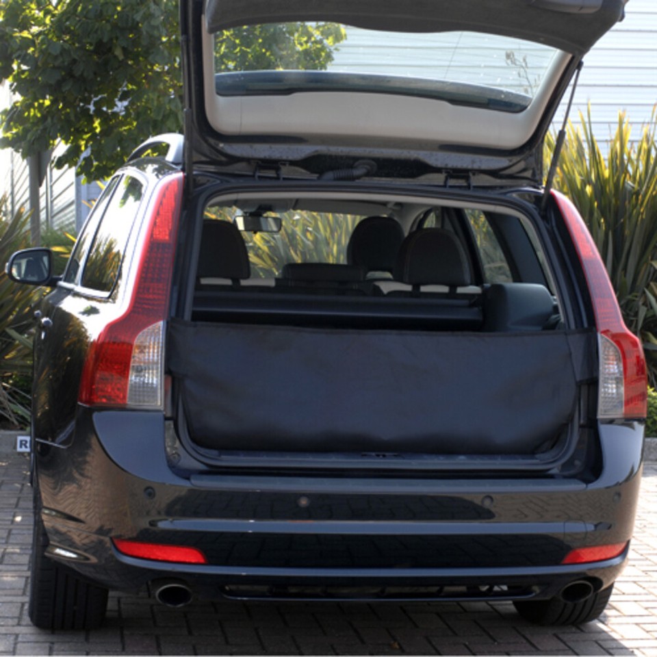 Funda Acolchada Para Maletero De VOLVO XC40 (2018+) - Forro A Medida, Impermeable, Lavable, Color Negro, Modelo QBL636