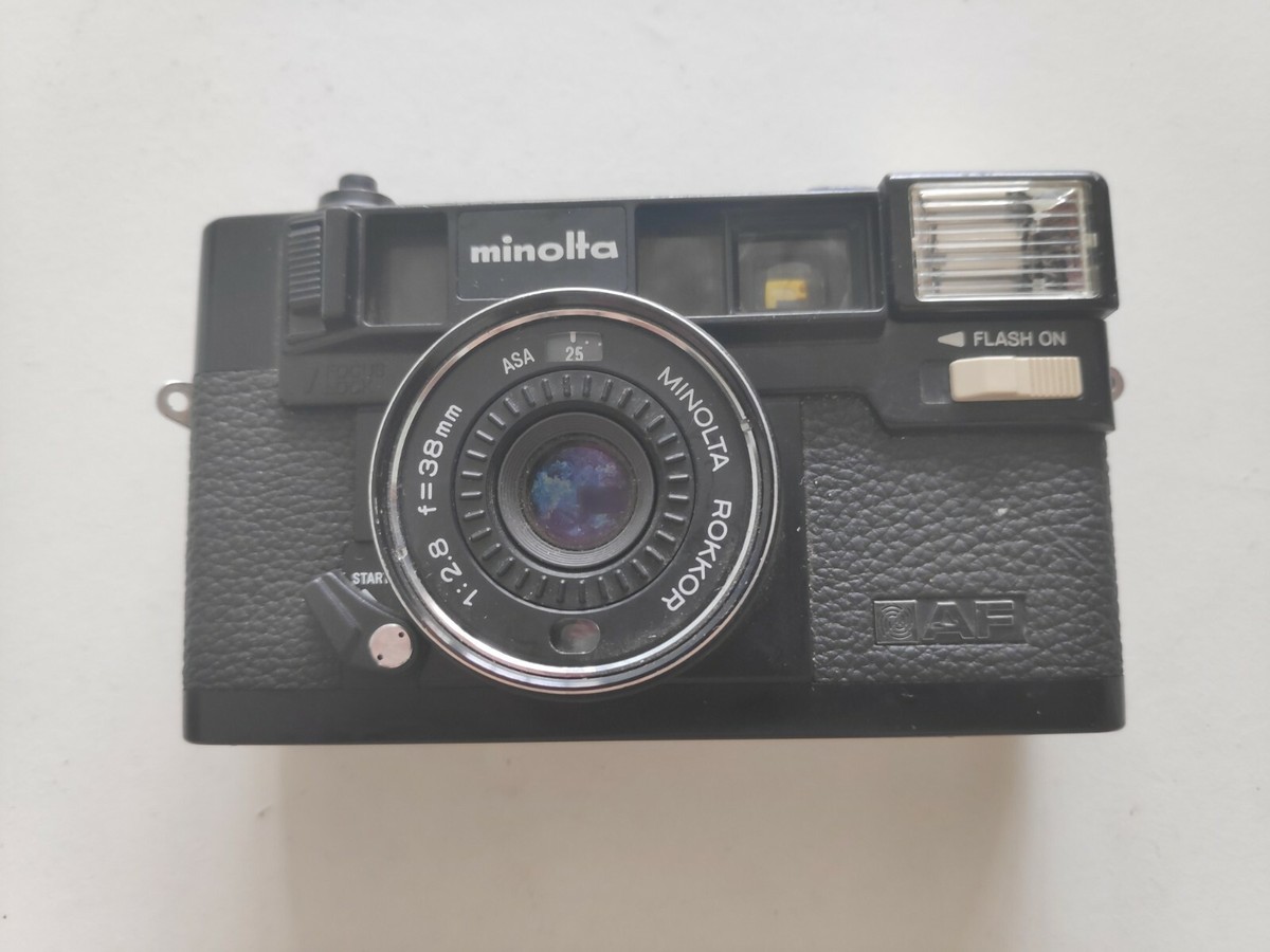 Appareil Photo Argentique Minolta Hi-Matic F Noir 35mm Objectif Rokkor 38mm
