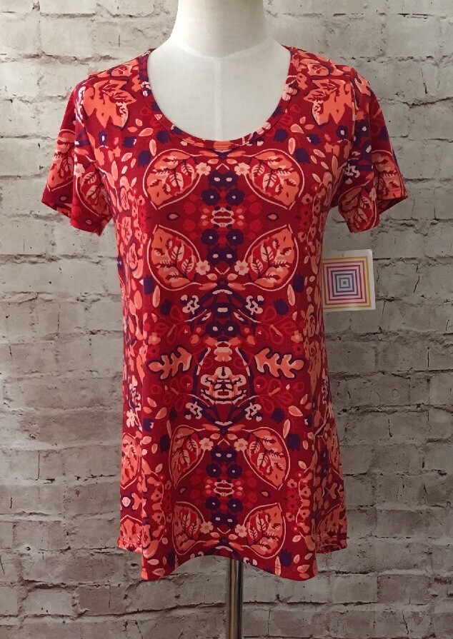 LuLaRoe XXS Classic T  Stretch Knit Top  Red Floral Short Sleeves Hi Lo Hem