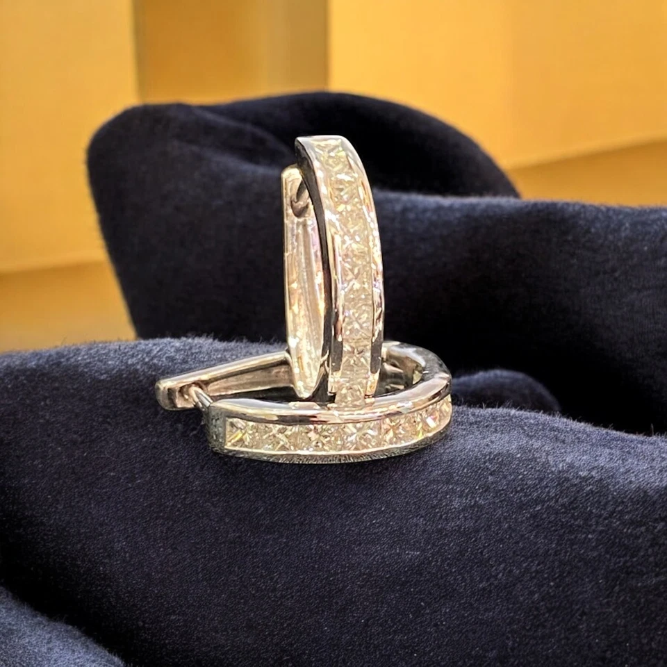 1.08 Carats Princess Shape Natural Diamonds Unisex Hoop Earrings 18K White Gold - Image 3 of 4