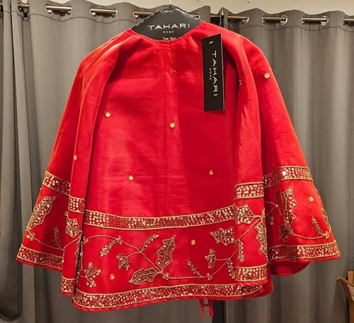 TAHARI Designer Red Sequined Christmas Tree Skirt 52” Round NEW WITH TAG