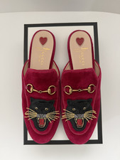 Gucci Princetown Raspberry Velvet Angry Cat Mule. Size 39.5. Comes With box.
