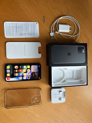 Apple iPhone 11 Pro A2215 (CDMA | GSM) - 256GB - Space Grau (Ohne Simlock)...