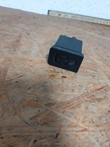 Schalter Sitzheizung VW Golf 4 2000 1J0963563B
