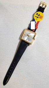 Authentic Wristwatch Ricoh 21 Jewels Automatic Gold Plated Square Case Back