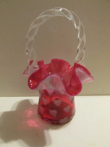 FENTON BEAUTIFUL CRANBERRY OPALESCENT BASKET WITH HEARTS