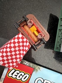 LEGO Creator Expert: MINI Cooper (10242) Complete W/Instructions