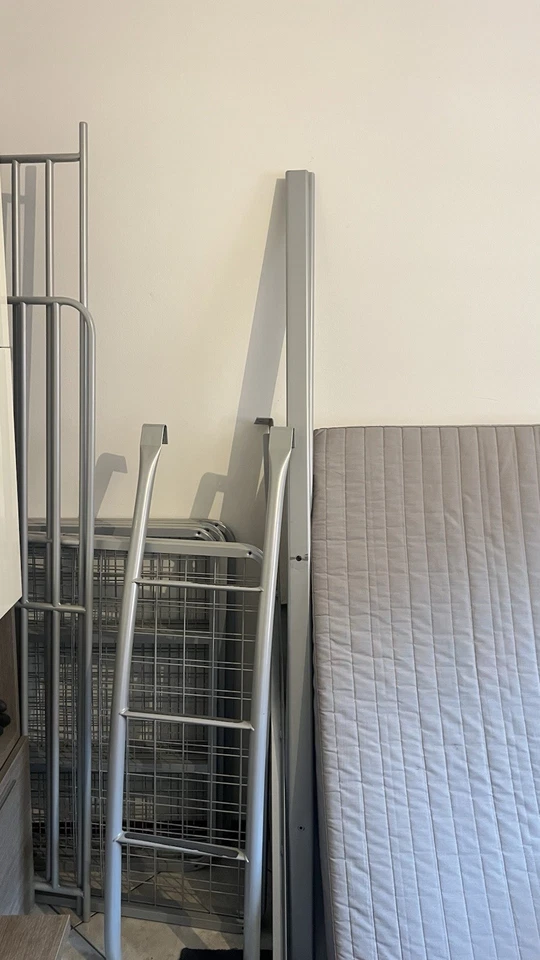 letto a castello - Immagine 3 di 4