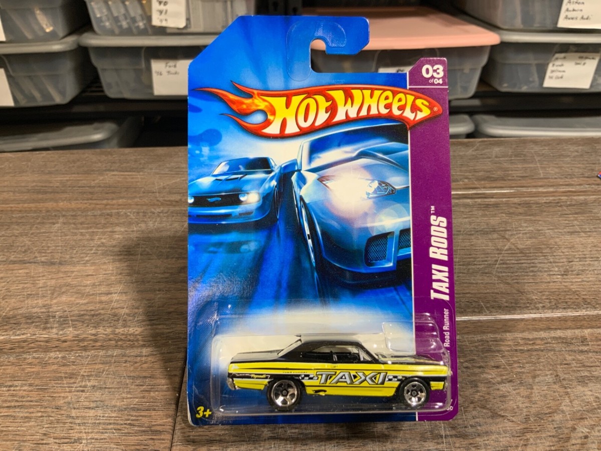 HOT WHEELS PLYMOUTH ROAD RUNNER ROADRUNNER COLLECTION UPDATED 9/26