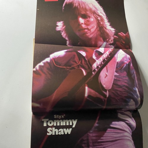 16 Magazine September 1981 Dennis DeYoung, John Schneider w Poster No Label VG - Picture 3 of 7