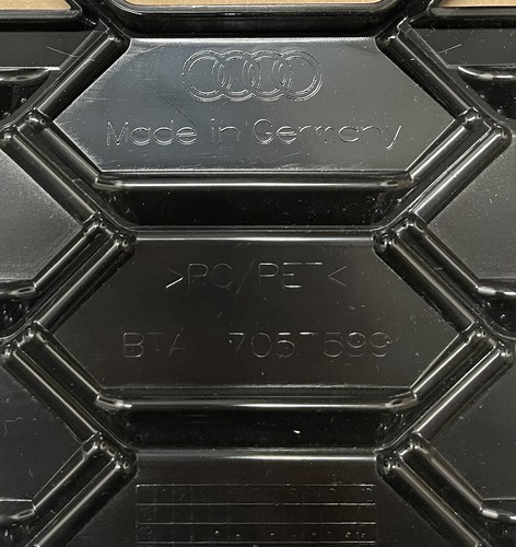 Audi A5 S-Line Facelift 2019-2024 Front Bumper Grill 8W6853651 BL BJ Genuine OEM - Picture 8 of 8