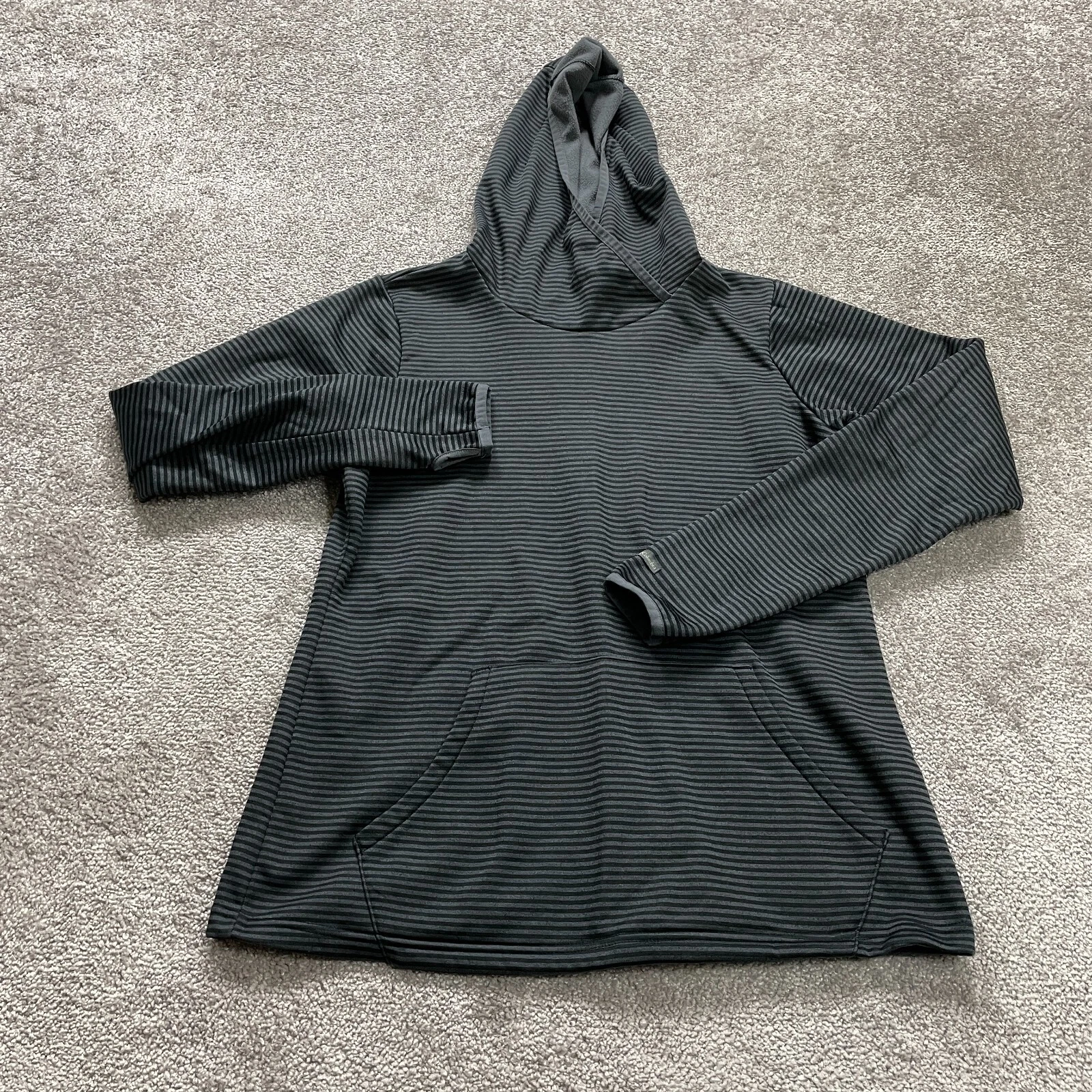 Columbia Hoodie Sweatshirt Womens Medium Gray Black Striped Pullover Fleece Hike