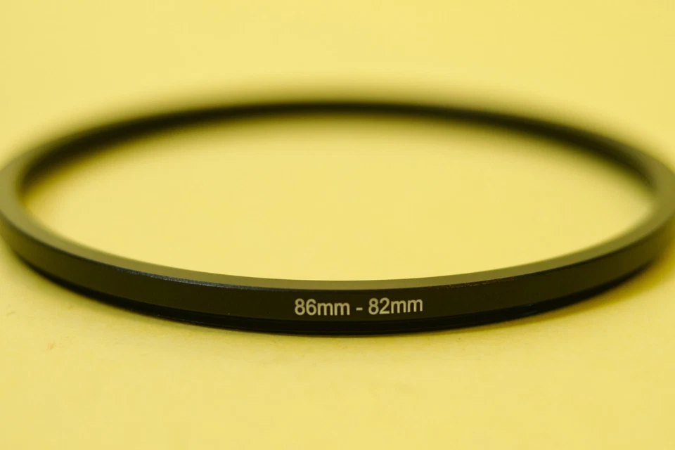 Unbranded 86mm to 82mm step-down filter ring - Image 2 of 4