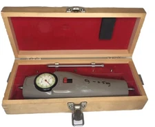 CHATILLON MECHANICAL FORCE GAUGE MODEL DPP-5KG Used Wood Box Vintage