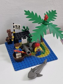 Lego Vintage Set Legoland Pirates 6260 Shipwreck Island, with instructions