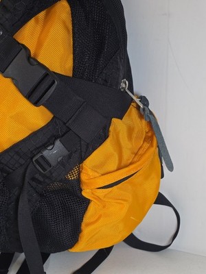 バッグ 90s OAKLEY BACKPACKS Amazon.com | Oakley Men's 90's Backpack, Blackout | Casual