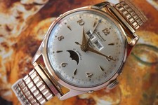 VINTAGE 1950's Le CHEMINANT SKYMASTER AUTOMATIC TRIPLE CALENDAR MOON-PHASE WATCH
