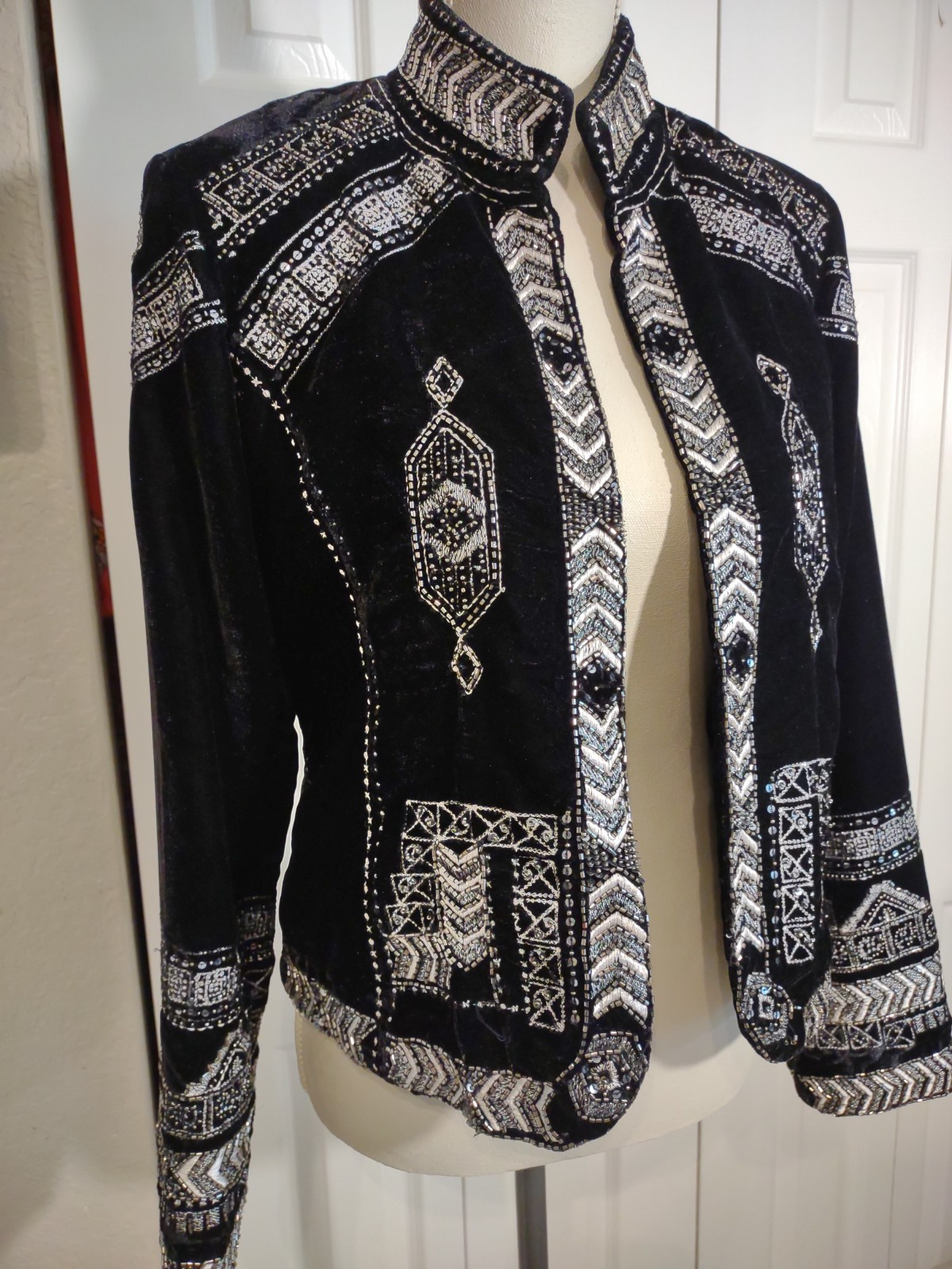 Lunar Eclipse Black Velvet Jacket Embellished And… - image 3