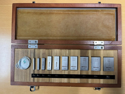 Mitutoyo Gauge Block Set 516-107 Stahl 10-teilig Kalibrierblöcke