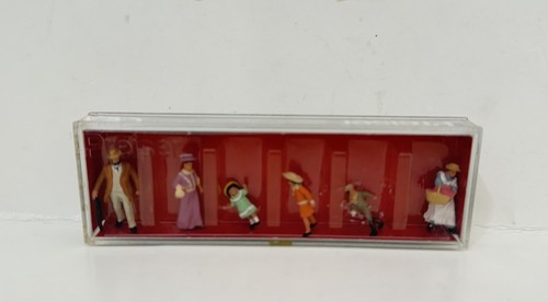 Preiser 00132 12132 figuras escala HO familia en paseo 1900 | Zustand: New