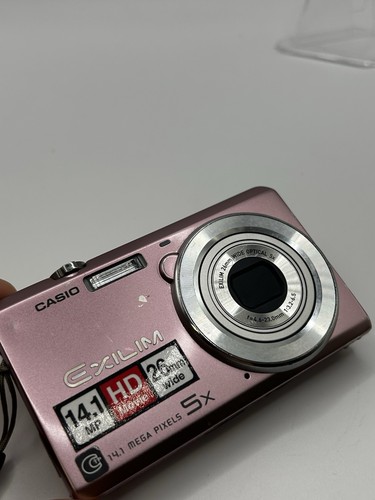 Casio Exilim EX-ZS10 / Digitalkamera, pink - Bild 2 von 9