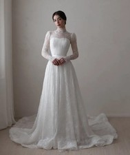 2025 Princess Muslim Wedding Dresses High Neck Full Lace Applique Bride Gown