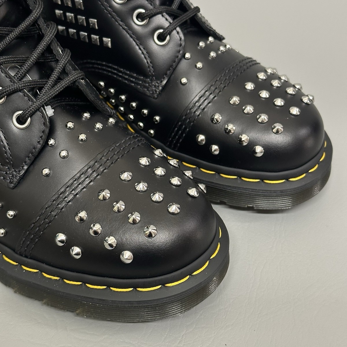 Dr. Martens 1460 Studded Zip Atlas Leather Ankle Boots Sz  display picture 2