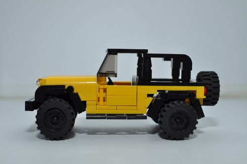YJ Yellow Custom Truck Model Built and Compatible with LEGO® Bricks - Picture 2 of 3