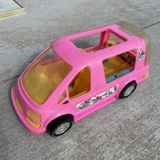 Vintage American Plastic Toys Barbie Pink Camper #797 Missing One Wheel - LN