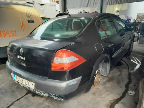 8200476431 Faro Derecho para RENAULT MEGANE II CLASSIC BERLINA 2004 8486211 - Imagen 8 de 10