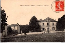 S18951 cpa 87 saint priest Taurion - La Place et la Mairie
