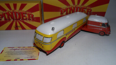 cirque pinder tracteur ford avec caravane transformation