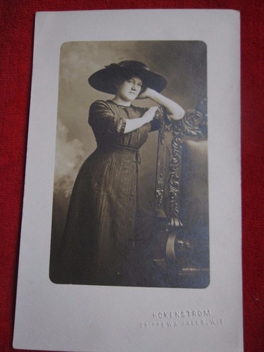 Antique Real Photo Portrait Woman by a Chair Chippewa Fall's, Wisconsin - Picture 4 of 7