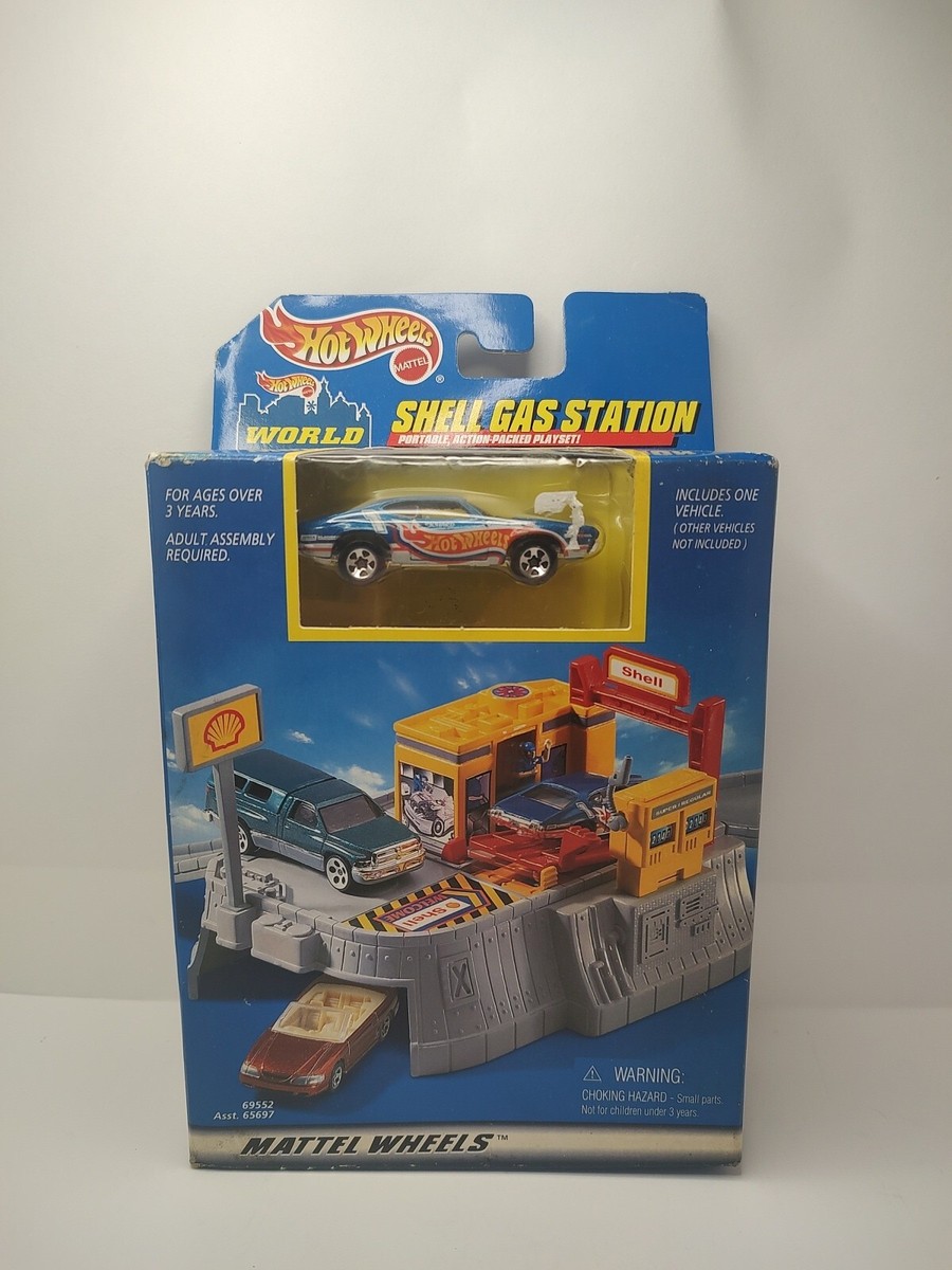 New) 2000 HOT WHEELS SHELL GAS STATION PLAYSET, Muscle Car with