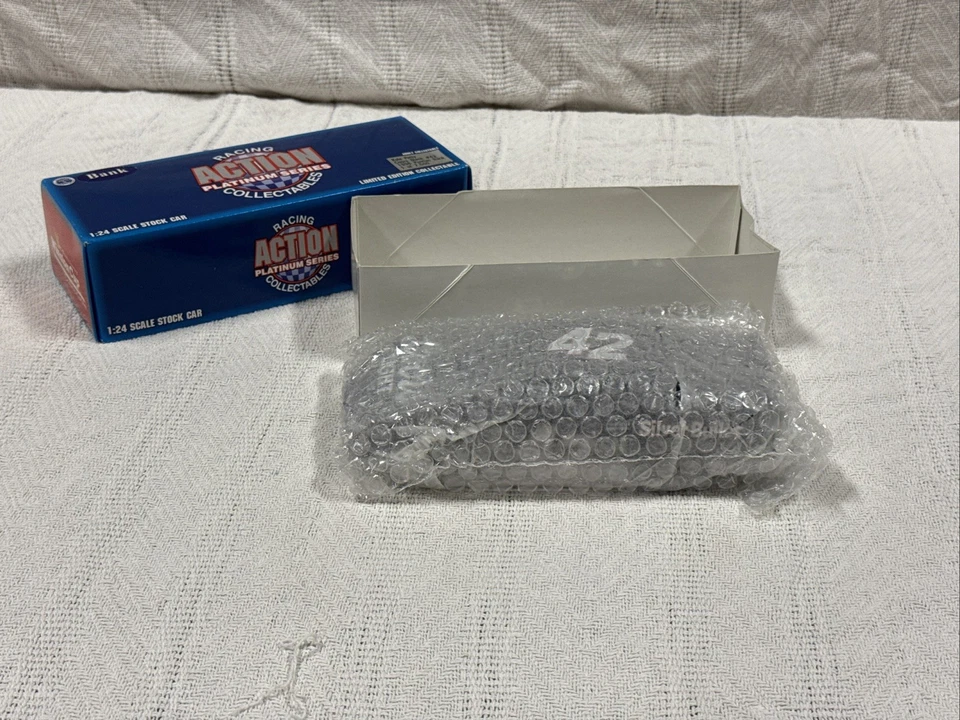 1996 Action 1:24 Kyle Petty #42 Coors Black Pontiac Action Diecast Bank NASCAR Foto 3 de 3