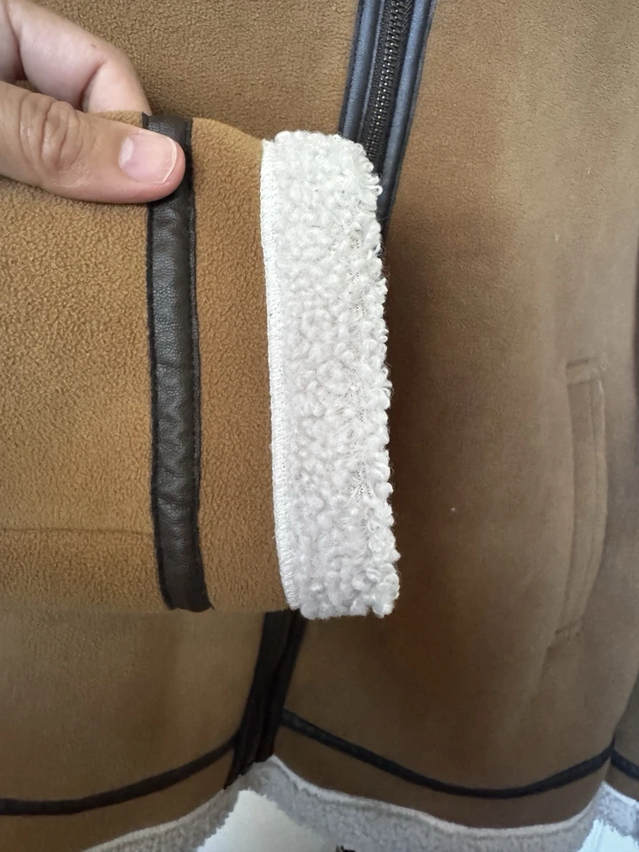 Chaqueta de motociclista/bombardero forrada de sherpa polar UNIQLO x JW Anderson - talla 13 Foto 4 de 4