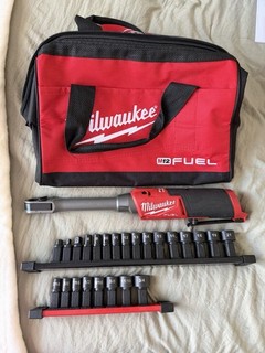 M12 Insider Ratchet 3050 20 W/ Bag And SAE/Metric Socket Sets