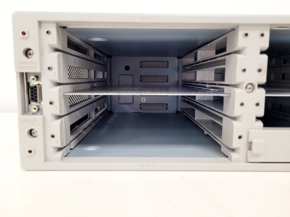 Agilent 34980A Multifunktionsschalter/Messgerät - Bild 4 von 4