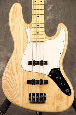 MADE IN JAPAN HYBRID II JAZZ BASS® Fender Japan Hybrid II Jazz Bass with Rosewood FB in Arctic White