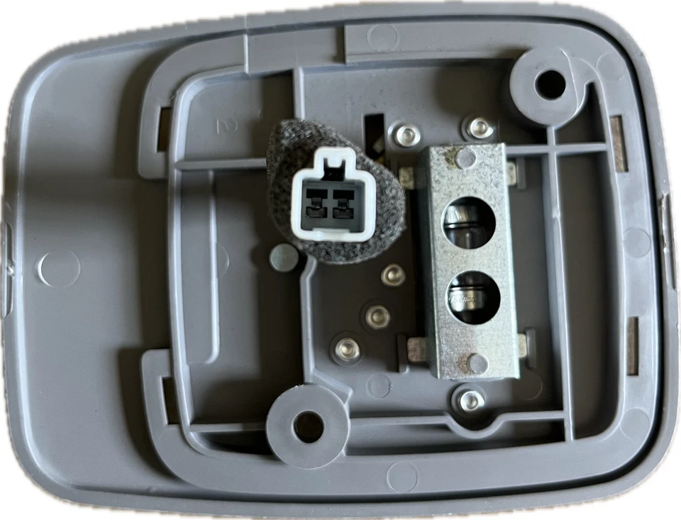 NUEVO 89-94 Mazda Family 323 BG Interior Domo Luz Repuesto Foto 3 de 3