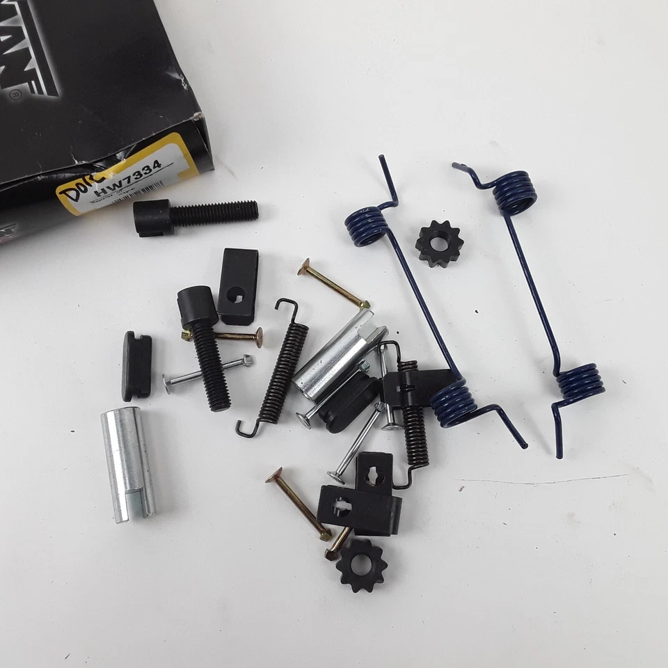 Kit de herrajes de freno de estacionamiento Dorman HW7334 para Ford F-450 Super Duty 2008-2009 Foto 2 de 3