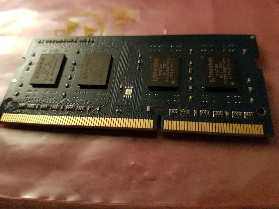 Kingston KVR1333D3S9/1G PC3-10600 DDR3 1333MHz CL9 204PIN LAPTOP MEMORY - Image 3 of 4