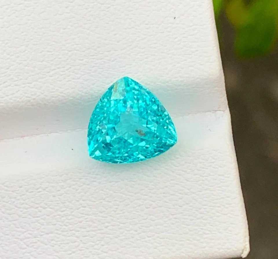 5.21 Ct Certified Natural Blue Paraiba Tourmaline Loose Trillion Cut Gemstone - Image 4 of 4